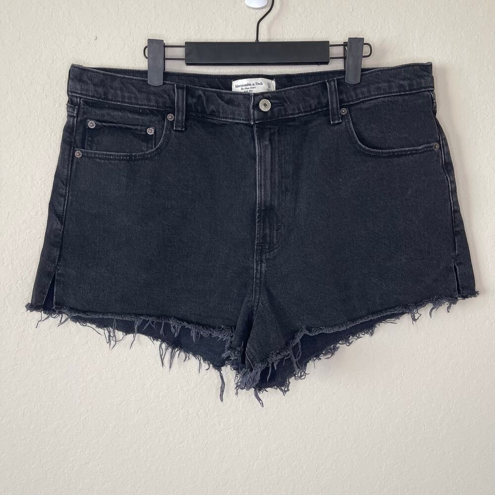 Abercrombie & Fitch The Mom Short High Rise Black 3” Denim Shorts - Size 33/16